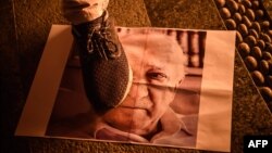 لگد حامی حکومت اردوغان بر عکس فتحالله گولن