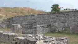 Ровесник Еревана и Рима. Кому принадлежит история Керчи? (видео) Ровесник Еревана и Рима. Кому принадлежит история Керчи? (видео)