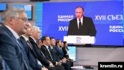 Партии власти не удалось оправиться после повышения пенсионного возраста