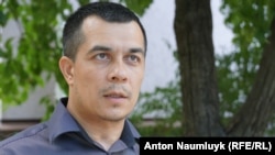 Курбедінова прийшли зустріти кілька десятків активістів