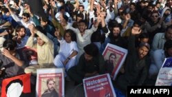 Members of Pakistan's Pashtun Protection Movement (PTM) stage a demonstration Lahore late last month.