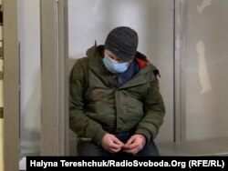 Підозрюваний у залі суду ні на що не реагував