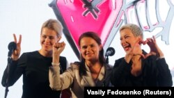 Вероніка Цепкало, Світлана Тихановська і Марія Колесникова (на фото – зліва направо)