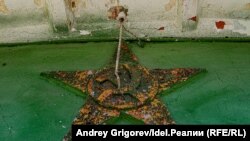 Для пролетариев: с любовью и на века