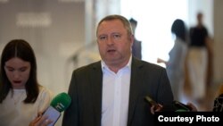 За таке рішення проголосували 299 народних депутатів