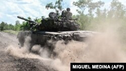 Крім того, противник завдав авіаударів на Харківському, Бахмутському, Авдіївському та Південнобузькому напрямках