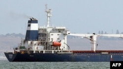 На борту цих суден, за словами Зеленського, – майже пів мільйона тонн агропродукції: кукурудза, пшениця, соняшникова олія, соя