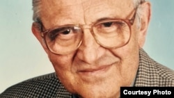 Юрій Бача (1932–2021) – український громадсько-культурний діяч на Пряшівщині. Письменник, публіцист і літературний критик, педагог, науковець-україніст, професор з української літератури. Лауреат Міжнародної літературної премії імені Богдана Лепкого