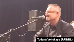 Максим Леонидов