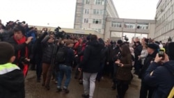 Губернатора Воробьева закидали снежками Губернатора Воробьева закидали снежками