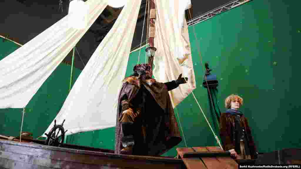 Ігровий на знімальному майданчику фільму-фентезі «Тільки Диво»