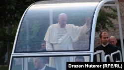 Папа римский Франциск в Сараево