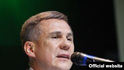 Рустам Минниханов