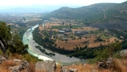 Podgorica: Vjekovna ognjišta ili saobraćajna petlja? Podgorica: Vjekovna ognjišta ili saobraćajna petlja?