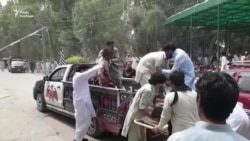 Смертник підірвав вибуховий пристрій у Пакистані. Велика кількість жертв Смертник підірвав вибуховий пристрій у Пакистані. Велика кількість жертв