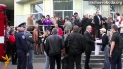 У Запоріжжі вимагали відставки генерала, якого повʼязують із «чистками» місцевого Майдану У Запоріжжі вимагали відставки генерала, якого повʼязують із «чистками» місцевого Майдану