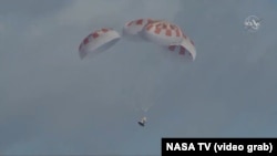 Посадка корабля Crew Dragon в Атлантическом океане