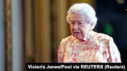 Королеві Єлизаветі ІІ сьогодні виповнюється 94 роки