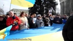 Донецький Євромайдан вшанував пам'ять загиблих активістів у Києві та утворив Народну раду Донецький Євромайдан вшанував пам'ять загиблих активістів у Києві та утворив Народну раду