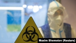 Люсіль Рандоне, яка взяла собі ім’я сестри Андре і приєдналася в 1944 році до католицького благодійного товариства, живе в Тулоні, на півдні Франції, в притулку для людей похилого віку