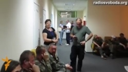 Поки Самооборона слідкувала за розглядом справи виборів мера Василькова, міськрада затвердила нового мера Поки Самооборона слідкувала за розглядом справи виборів мера Василькова, міськрада затвердила нового мера