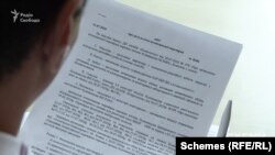 Акт перевірки, який є у розпорядженні редакції, показав, що за окремими договорами оплата становила понад 100% від контракту, при цьому по факту роботи не були виконані в повному обсязі