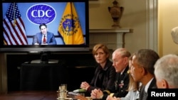 Президент США Барак Обама проводит видеоконференцию, посвященную противодействию и борьбе с распространением лихорадки Эбола