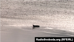 Азовське море поблизу Новоазовська дуже мілке