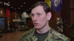 «Прогнози на життя були близькі до нуля»: лікар зустрівся з бійцем через три роки після поранення (відео) «Прогнози на життя були близькі до нуля»: лікар зустрівся з бійцем через три роки після поранення (відео)