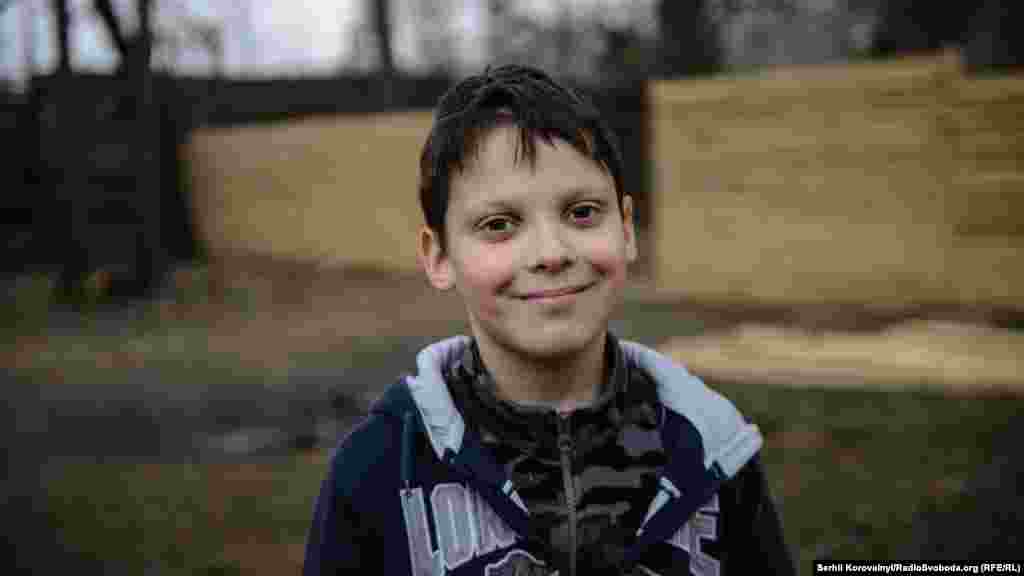 Даня: «Моя мрія – повернутися додому, але війна заважає мені це зробити. Війна, стрілянина і все таке»