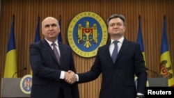 Prim-miniștrii Bolojan și Dorin Recean, la Casa Guvernului din Chișnău, pe 23 august