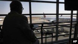 Літак на злітній смузі після прибуття в аеропорт Тегерана імені Імама Хомейні, архівне фото