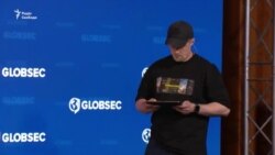 Федоров розповів, як знижуватимуть ціни на дрони з ШІ
 Федоров розповів, як знижуватимуть ціни на дрони з ШІ