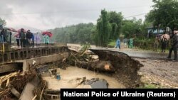 Наслідки повені на Прикарпатті, червень 2020 року