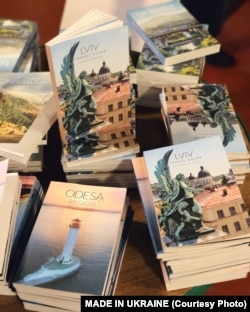 Путівники Україною для іноземних туристів від MADE IN UKRAINE