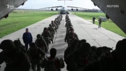 Російські десантники взяли участь у навчаннях на кордоні з Україною Російські десантники взяли участь у навчаннях на кордоні з Україною