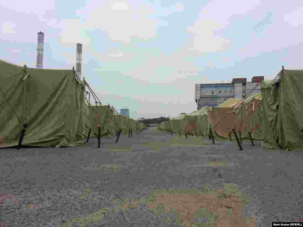 Таких палаток в лагере – 20 штук