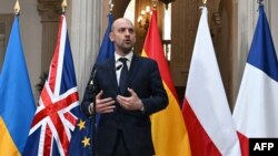 ფოტო არქივიდან. საფრანგეთის საგარეო საქმეთა მინისტრი ჟან-ნოელ ბარო ევროპის სახელმწიფოების და უკრაინის საგარეო საქმეთა მინისტრების შეხვედრაზე. მადრიდი, 2025 წლის მარტი