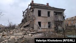 За даними Сергія Лисака, було влучання в інфраструктурний об’єкт, виникла пожежа. Фото архівне