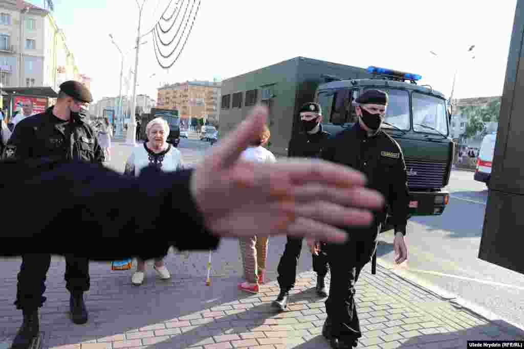 Менск. 19 чэрвеня. 