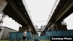 Сергей (горные лыжи на протезах)