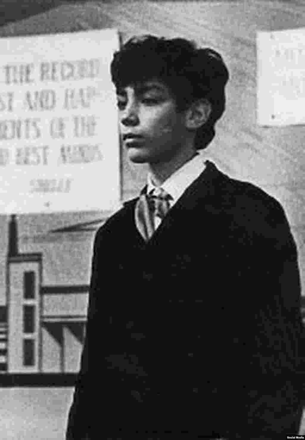 В 1981 году Борис Немцов с отличием окончил радиофизический факультет Горьковского государственного университета им. Н.И. Лобачевского.  