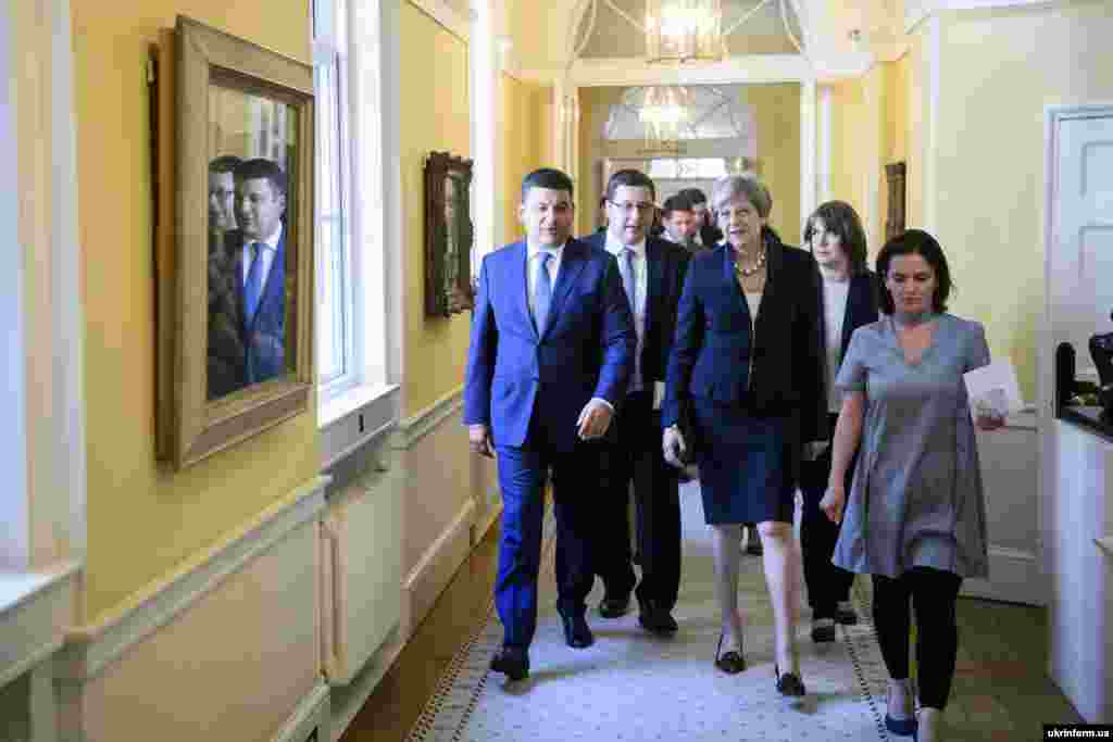 Із прем’єр-міністром Великої Британії Терезою Мей