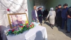 Видоъ бо "ҷентелмен"-и саҳнаи тоҷик Аловуддин Абдуллоев Видоъ бо "ҷентелмен"-и саҳнаи тоҷик Аловуддин Абдуллоев