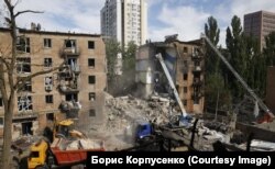 Вид на зруйнований будинок