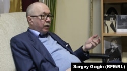 Денис Драгунский