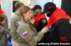 Встреча воспитанников детского центра «Артек» с участниками полномасштабного вторжения России в Украину, весна 2024 года