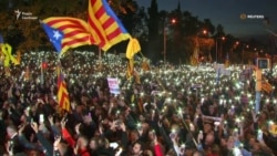 Каталонці масово вийшли на захист ув’язнених посадовців регіону (відео) Каталонці масово вийшли на захист ув’язнених посадовців регіону (відео)