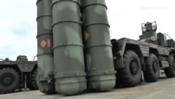 В анексованому Севастополі розгорнули другий дивізіон російських ЗРК С-400 (відео) В анексованому Севастополі розгорнули другий дивізіон російських ЗРК С-400 (відео)