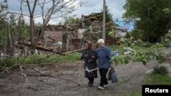Цивільні поблизу лінії фронту на Покровському напрямку, травень 2025 року